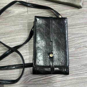 Wallet crossbody